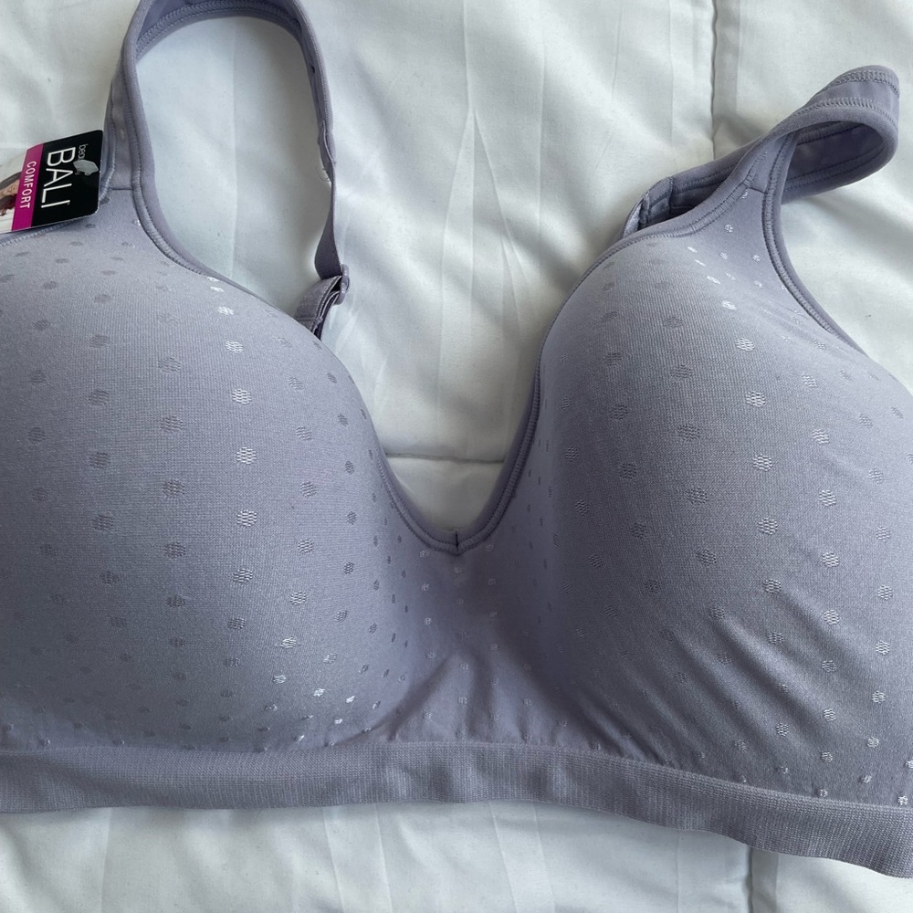 Bali Soft Comfort Wire Free Bra Sz 38DD BNWT